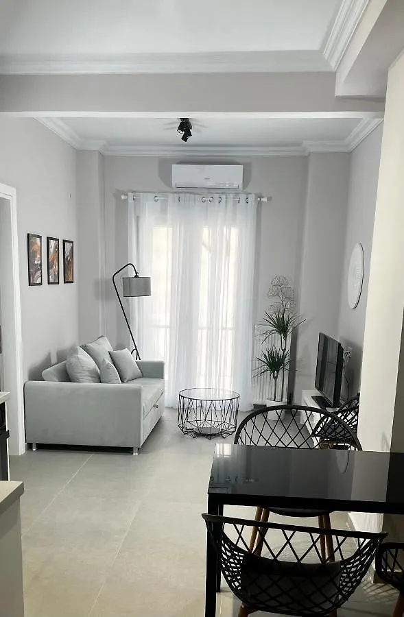 Agia Sofia Noir Apartment 테살로니키